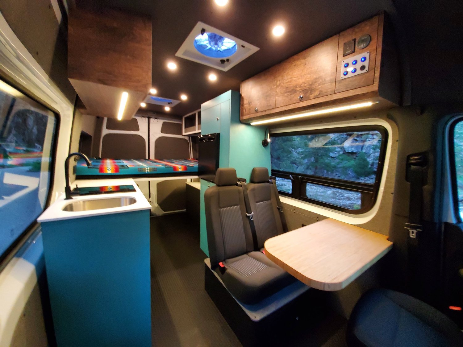 Tenet camper van