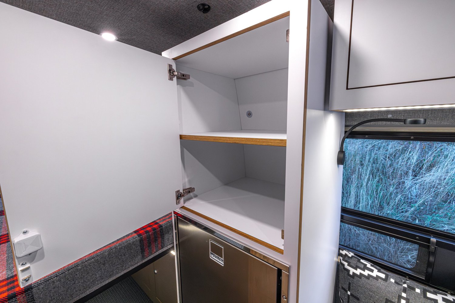 Oppenheimer build photograph 18