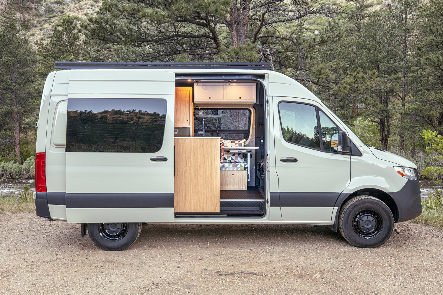 Maverick build photograph 27